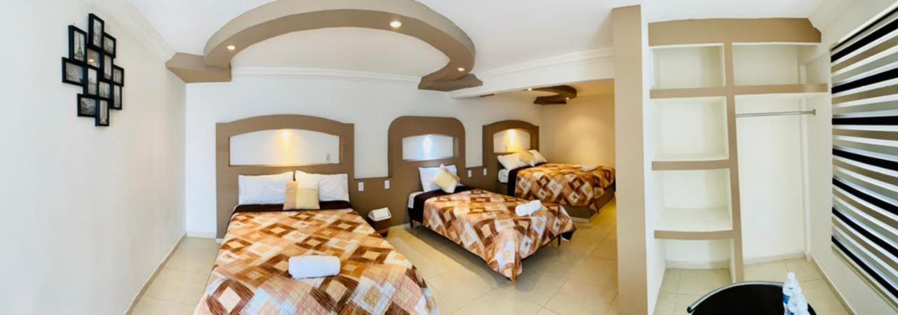 Hotel Caudillos Inn Emiliano Zapata  ภายนอก รูปภาพ